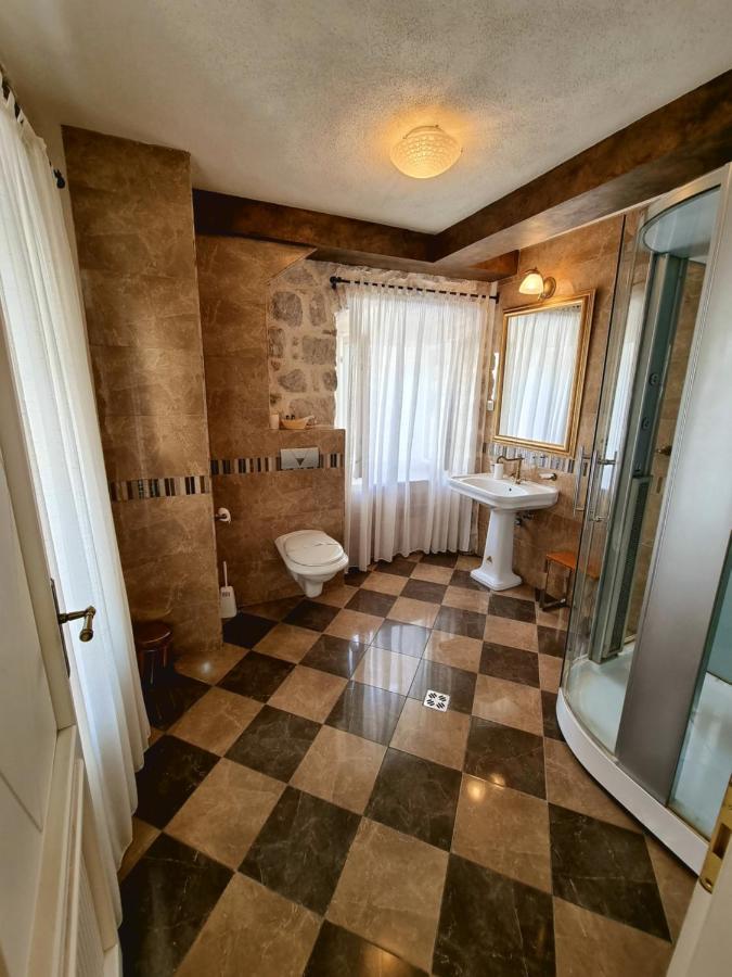 Palace Jelena Rooms Perast Extérieur photo