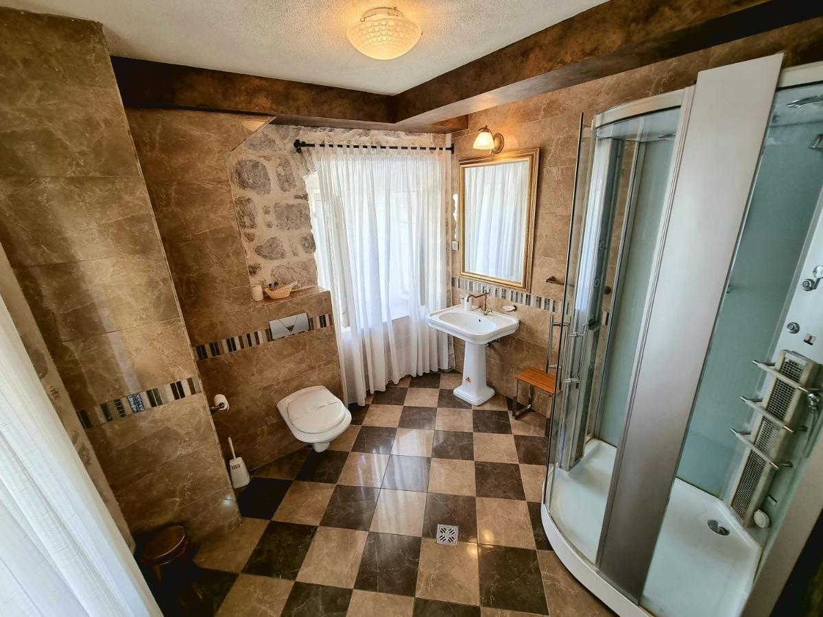 Palace Jelena Rooms Perast Extérieur photo