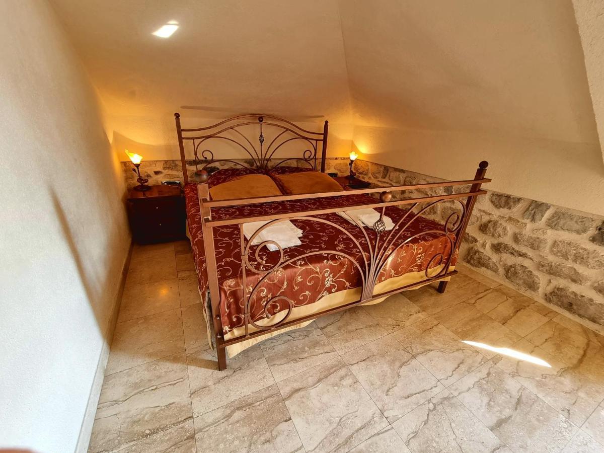 Palace Jelena Rooms Perast Extérieur photo