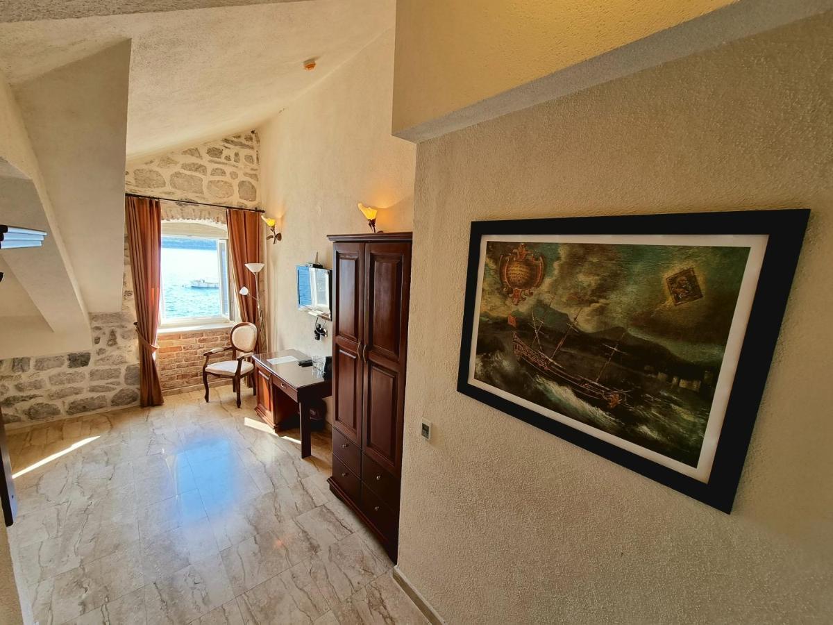 Palace Jelena Rooms Perast Extérieur photo