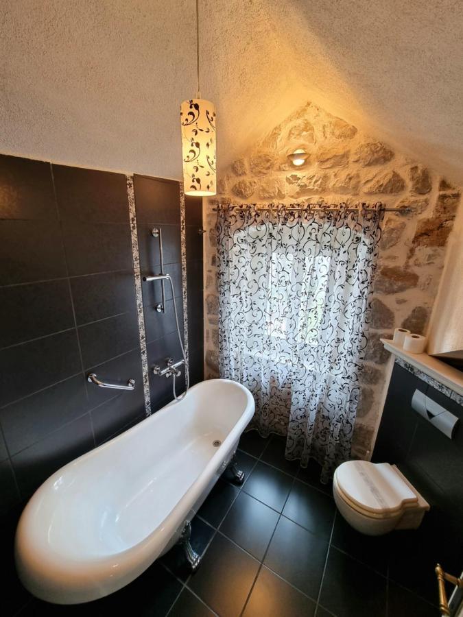 Palace Jelena Rooms Perast Extérieur photo